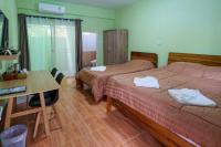 Triple Room with Mountain View