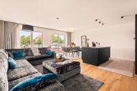 Golden Poodle Luxusappartment am Neuen Schloss Tettang - B&B Tettnang