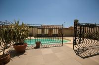 Maison 4 chambres avec piscine - B&B