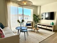 Acogedor Ático con piscina y vistas al mar - Ferienwohnung