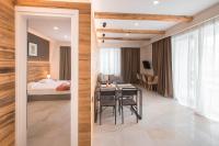 Appartement met 1 slaapkamer, balkon en uitzicht op de bergen.