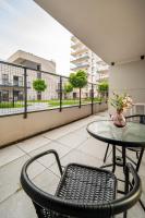 Manufaktura Residence - Apartament z Parkingiem i Dwoma Łazienkami - B&B Lodz