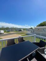 Woodland View Plot 4 - Cornwall hottub retreat - Bed and Breakfast St Austell