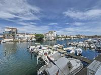 Onada II - Piso vista al Canal y Puerto - Garaje P - B&B Empuriabrava