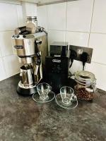 Vibrant house stay in Windsor FREE Parking - B&B Windsor