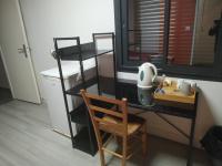 Chambre avec salle d'eau et toilette privées - B&B