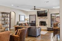 4 Bedroom Close to Downtown Hot Tub-Pool - B&B Fredericksburg
