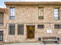Three-Bedroom Townhouse