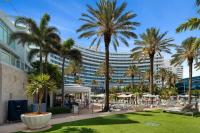 FountaineBleau Resort, Balcony with Ocean & Pool View - Ferienwohnung Miami Beach