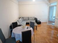 Modern one bedroom apartment - Bed and Breakfast