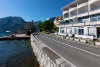 Waterfront Apartments - B&B