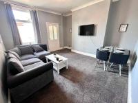 Great 3 Bdrm House Near City - Ferienwohnung South Shields