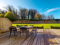 Castlemartyr Holiday Lodges No 3 2 Bed by Trident Holiday Homes - Bed and Breakfast Castlemartyr