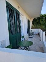 Apartman Bauer - Omiš- Nemira, free parking - Ferienwohnung Omiš