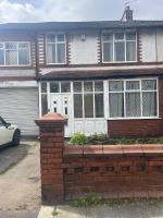 Droylsden House - B&B