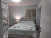 Renovated Guest House - B&B Vathy