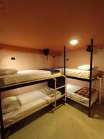 Vierbettzimmer mit eigenem Bad