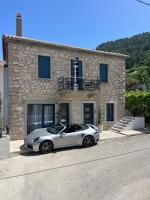 AV Suites - Maria - Chambres d’hôtes Karyá