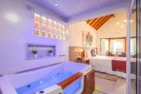 Suite met Queensize Bed en Bubbelbad