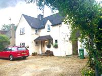 Relax and unwind at Windrush Lodge - B&B
