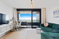 Luxurious City Retreat Balcony & Pool Access - Chambres d’hôtes Luxembourg