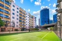 Perth city BNB l CBD and Pool view - 1xKing bed and 2xSingle beds - B&B Perth