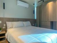Studio Apartment with Queen Bed