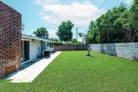 Cozy 4 Bedroom Near to Disney, Arcade and Games! - B&B