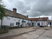 The Crown Inn - Bed and Breakfast Gayton