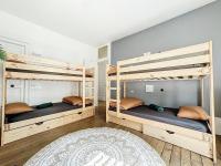 A1 Champagne Résidence - 200 m2 14 personnes 2 toilets 4 showers - hyper centre - Chalons en Champagne - B&B Châlons-en-Champagne