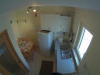 Tweepersoonskamer met 2 Aparte Bedden en Eigen Badkamer