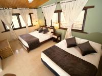 Deluxe Queen Room with Two Queen Beds