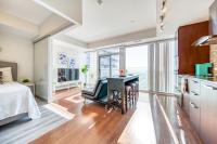 One-Bedroom Apartment with City View