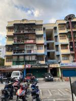 Homestay Syahezzie Two - B&B