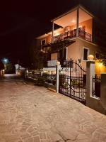 Fenareti Apartments - B&B