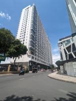 Claudio Homestay - 11th Floor - City Views - 55 UHD TV - B&B