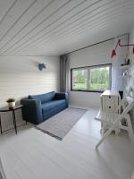 White boat house Aluksne - B&B Aluksne