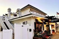 New Asian Wood style 4 Bedroom in Surf City - B&B