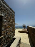 Thermyes Villas 4 with private pool - B&B Kýthnos
