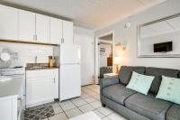 Beachfront Wildwood Crest Condo with Pool Access! - Ferienwohnung Wildwood Crest