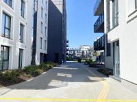 White Lotus Apartment 13 by Reside Baltic - B&B Vilnius