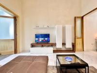 Charming Townhouse with Rooftop - B&B Sliema