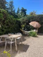 Bel appartement Cap d Antibes avec terrasses et jardins - B&B