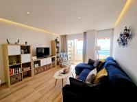 Beachfront Dream: Prime Location with Sea Views - Ferienwohnung Fuengirola
