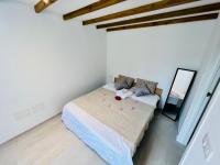 One-Bedroom Apartment with Garden View