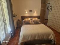 Habitación Triple con vistas al jardín