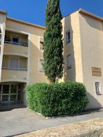 Beau T2 avec jardin Fréjus plage - Bed and Breakfast