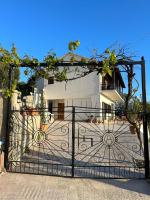 Golden View Apartments - B&B Arillas