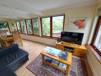Loch Ness Balcony Apartment - B&B Drumnadrochit