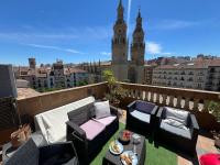 ATICO Catedral Barbacoa y Aire sin ascensor By Apartamentos Logrono - Bed and Breakfast